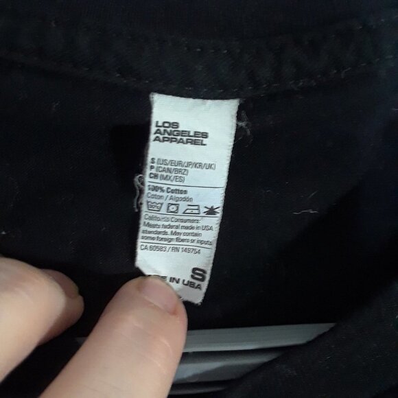 Los Angeles Apparel Black Crop Top Graphic Shirt - Picture 3 of 5